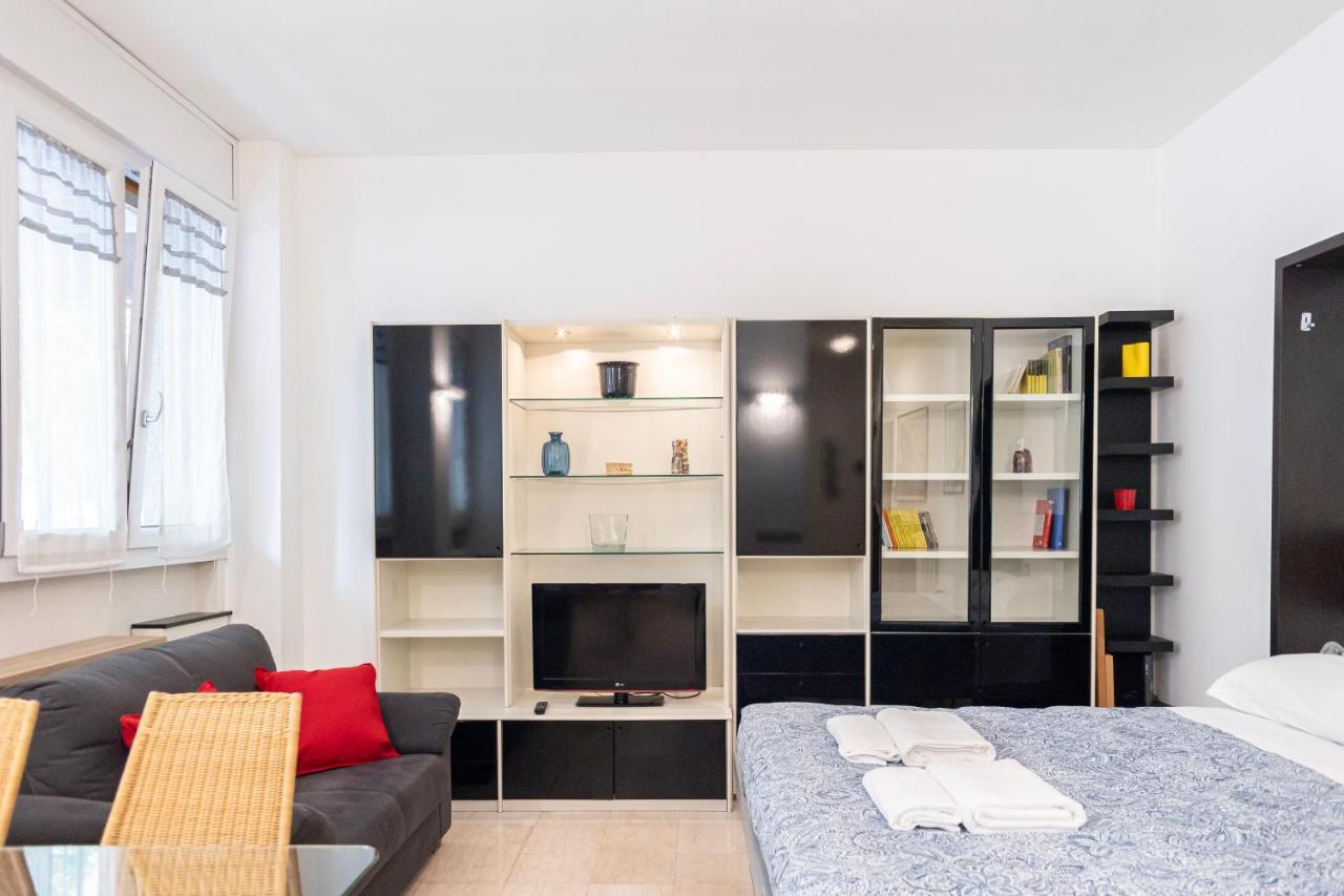 Accogliente Loft In Zona Monumentale/Cenisio Lägenhet Milano Exteriör bild